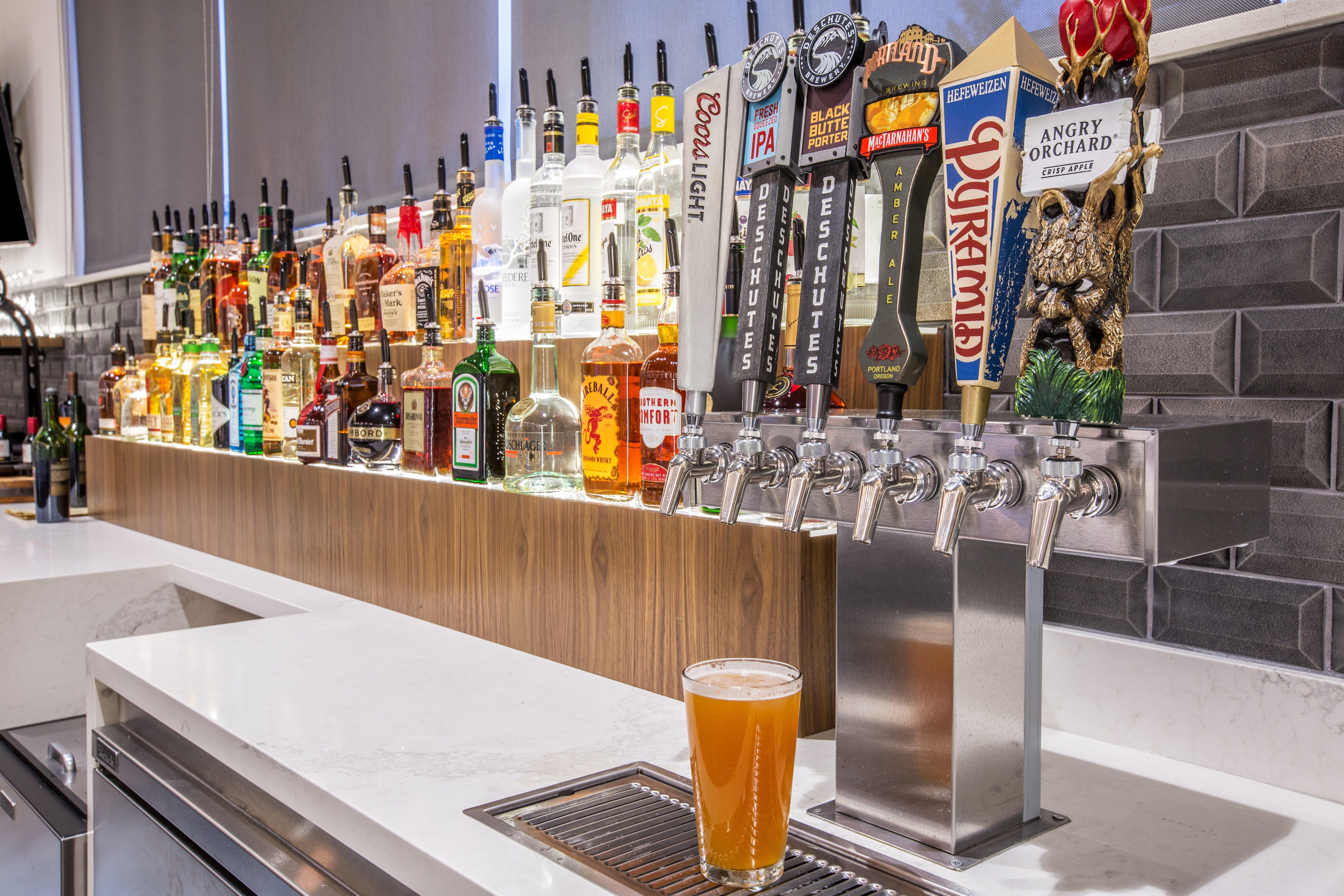 Holiday Inn Portland West - Hillsboro By Ihg Bagian luar foto