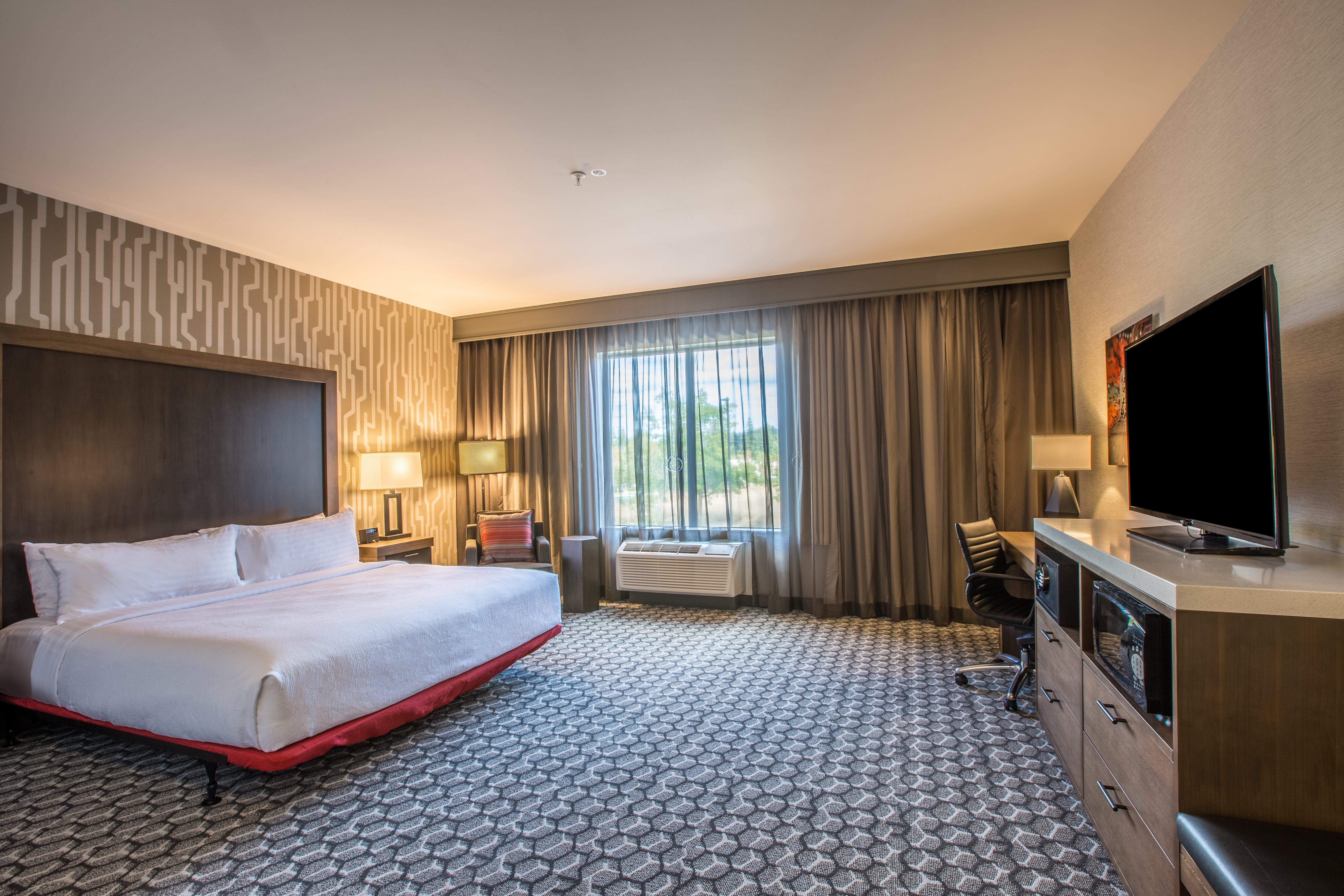 Holiday Inn Portland West - Hillsboro By Ihg Bagian luar foto