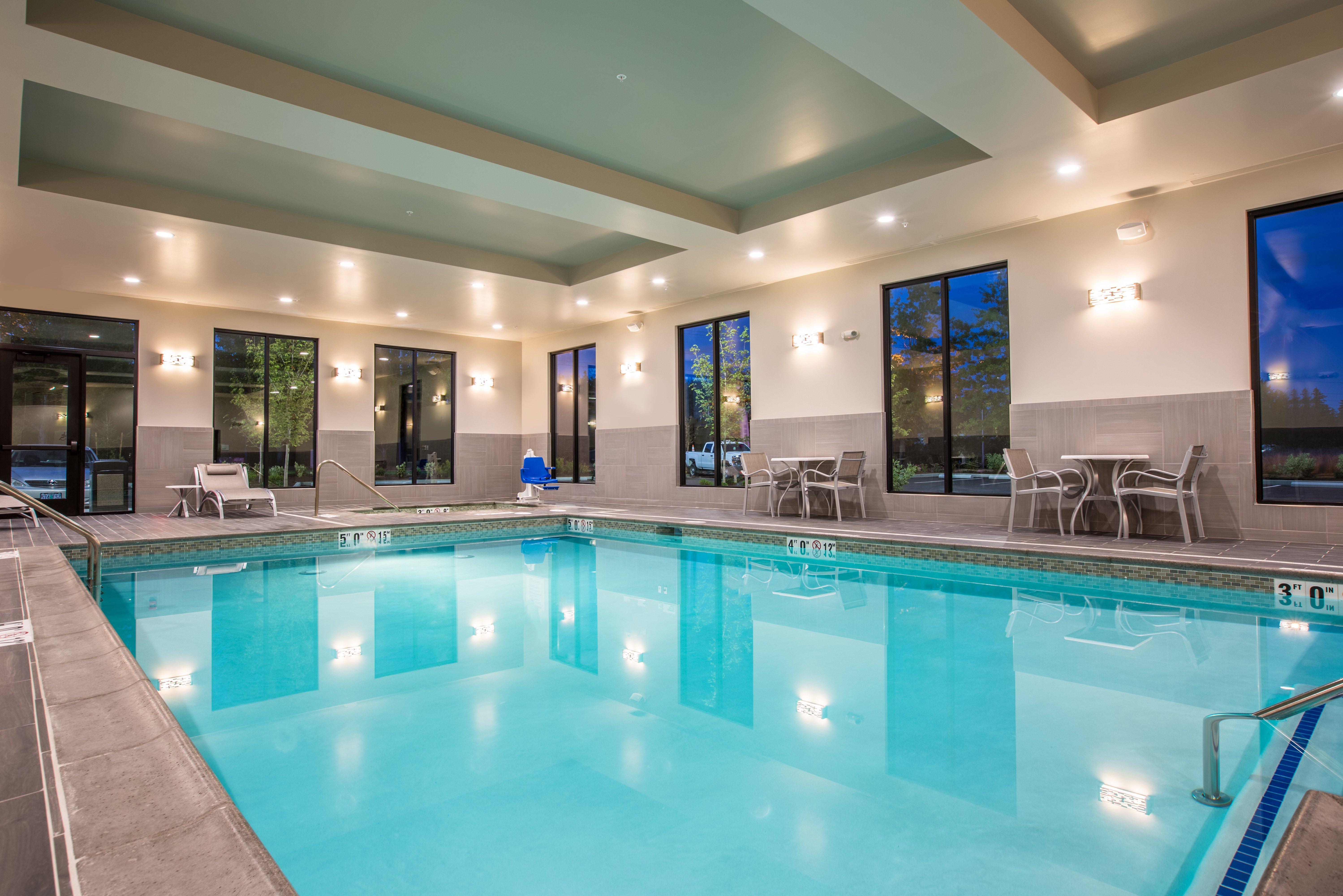 Holiday Inn Portland West - Hillsboro By Ihg Bagian luar foto